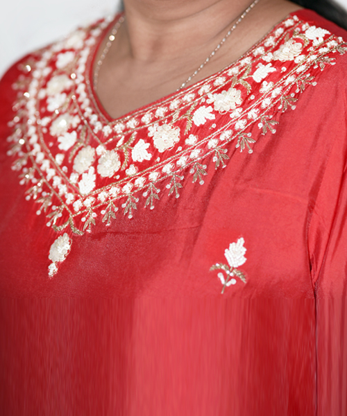 Ethnic Motifs Embroidered Roman Silk Kurta With Dupatta - Image 2