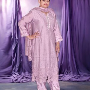 Straight cut with pant style design