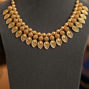 Gold Polished Antique Necklace With Adjustable Thread |Best For Bride, Bridemaids & Special Occasion
